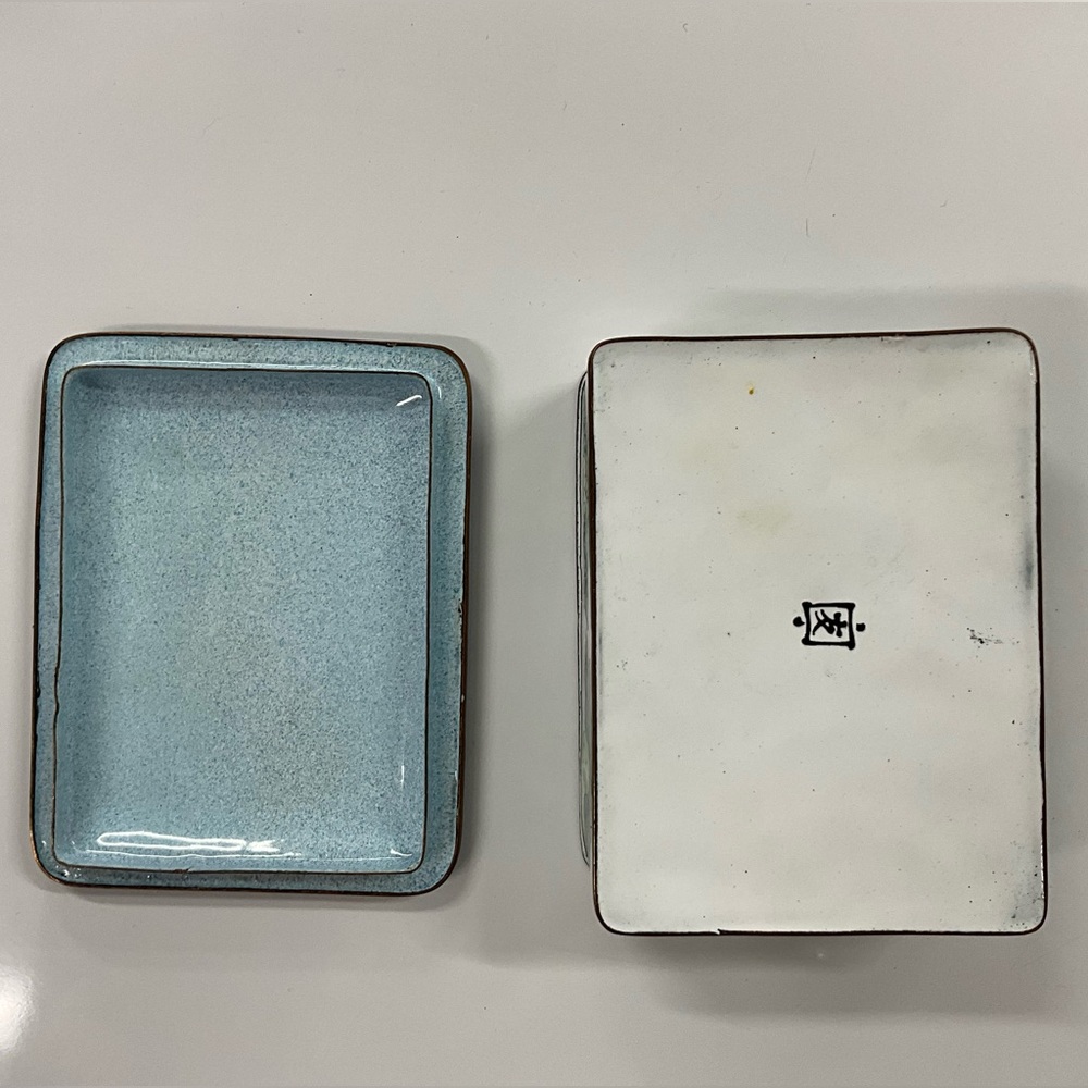 Magnolia 🌿 Asian Cloisonné Beautiful Enamel Trinket Box - Picture 4 of 14